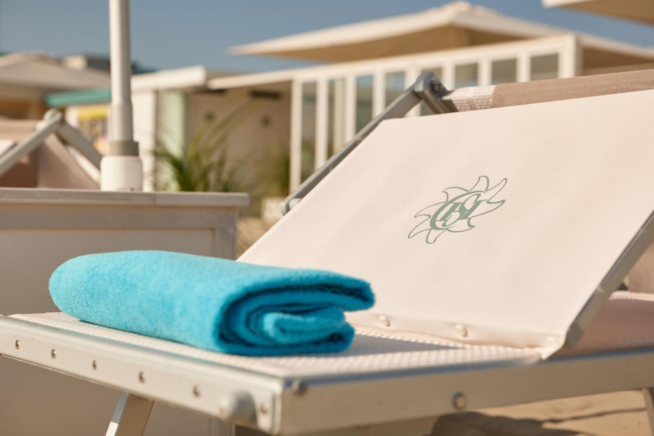 Hotel Saraceno Resort With Private Beach Milano Marittima Extérieur photo