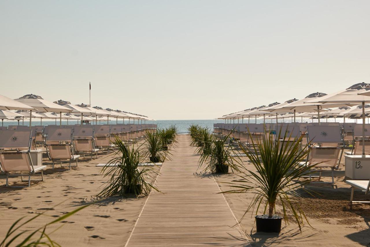 Hotel Saraceno Resort With Private Beach Milano Marittima Extérieur photo