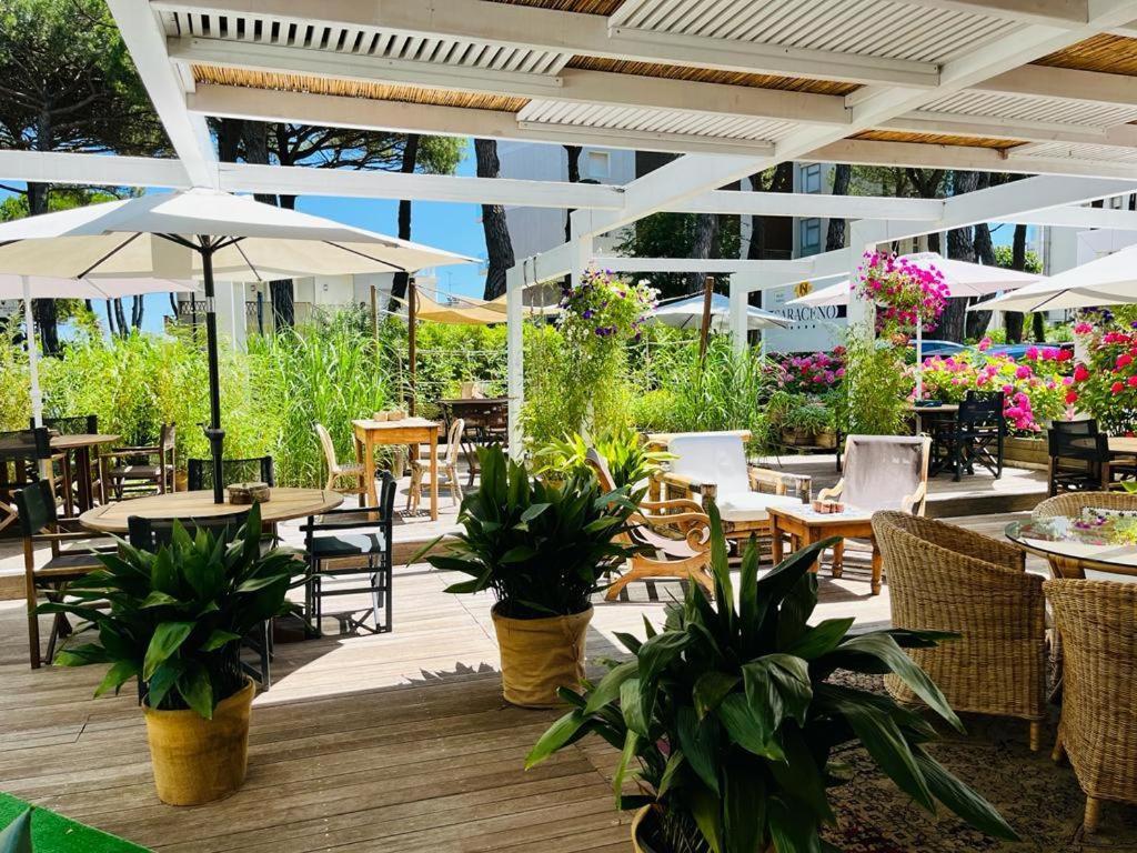 Hotel Saraceno Resort With Private Beach Milano Marittima Extérieur photo