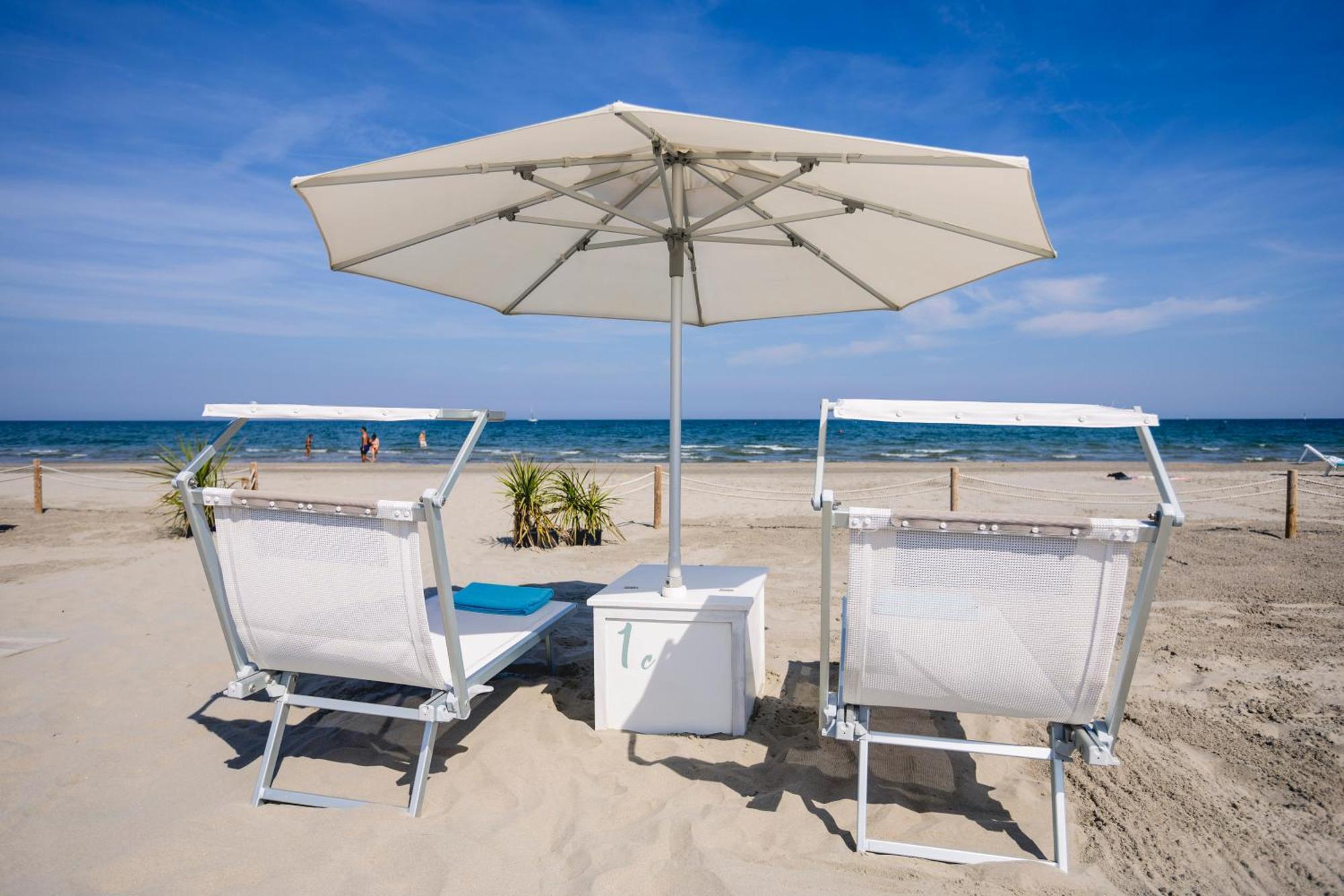 Hotel Saraceno Resort With Private Beach Milano Marittima Extérieur photo