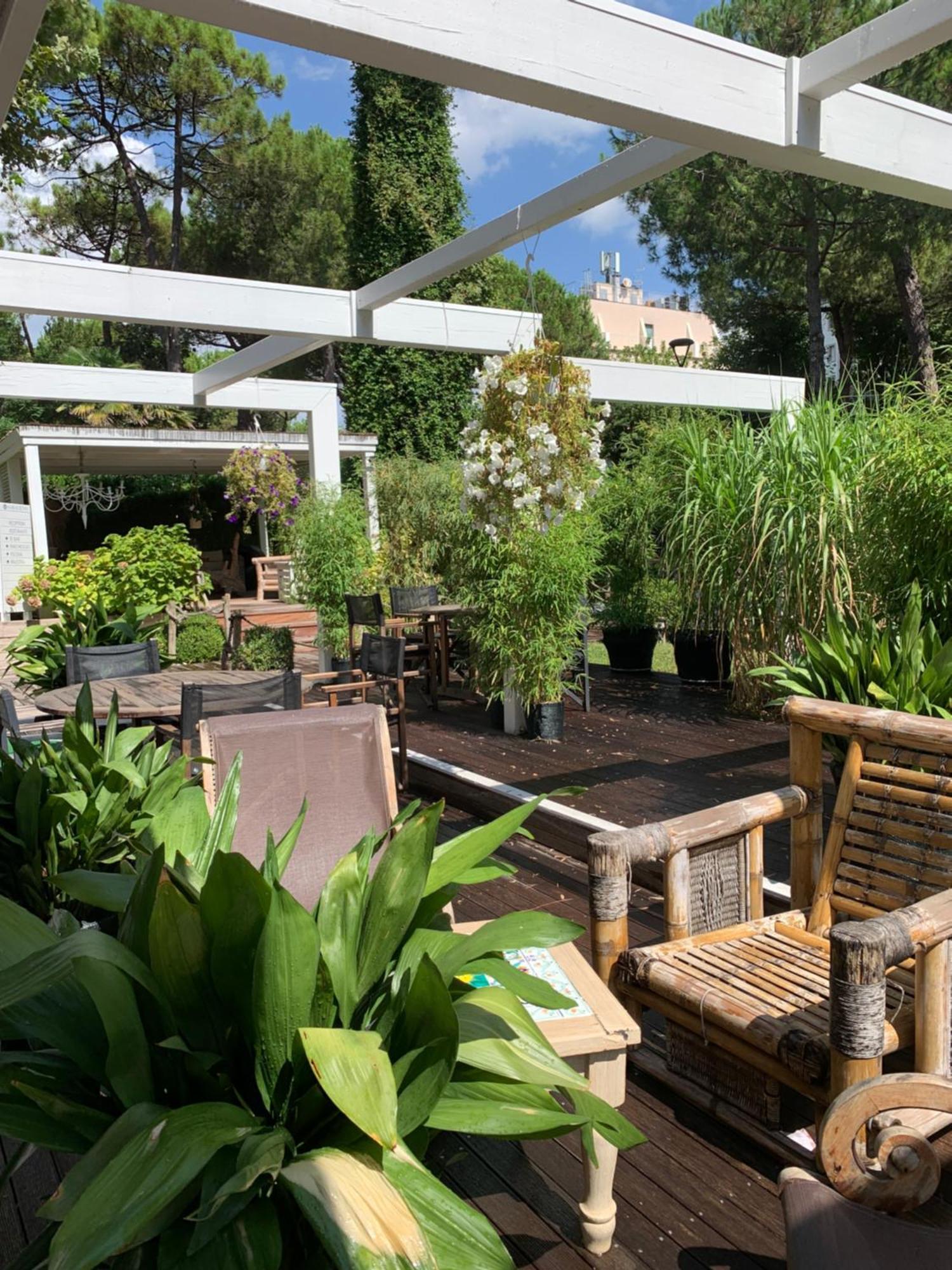 Hotel Saraceno Resort With Private Beach Milano Marittima Extérieur photo