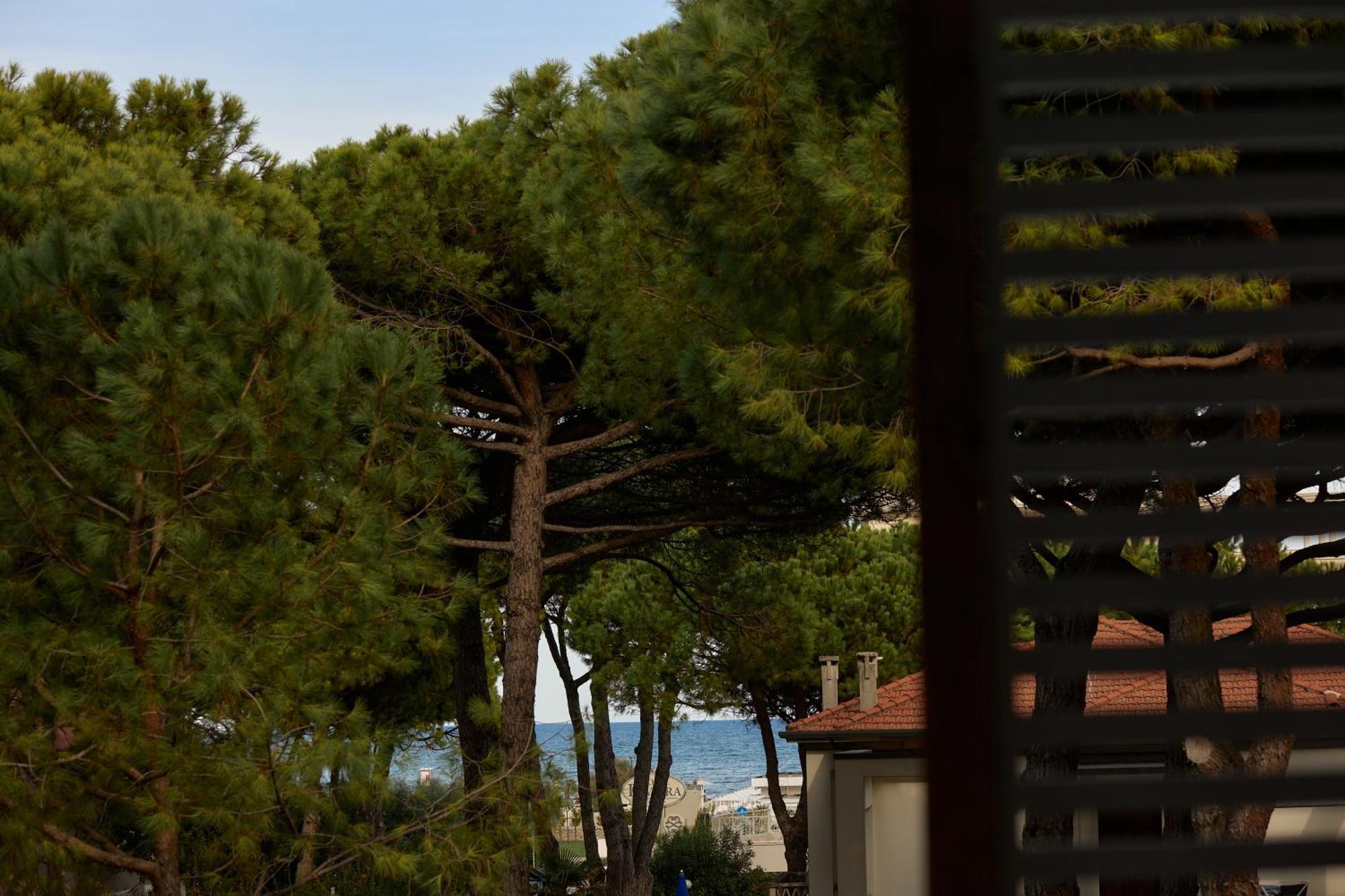 Hotel Saraceno Resort With Private Beach Milano Marittima Extérieur photo