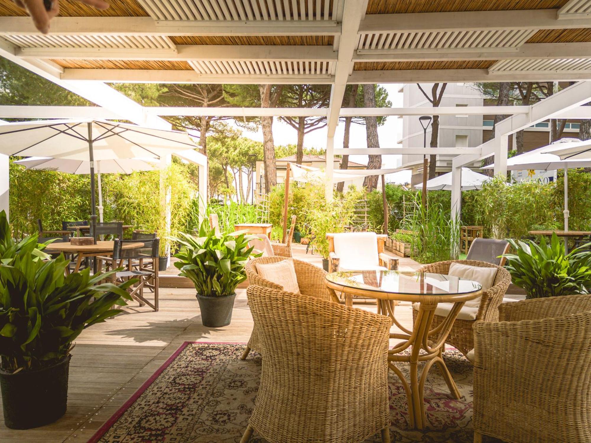 Hotel Saraceno Resort With Private Beach Milano Marittima Extérieur photo
